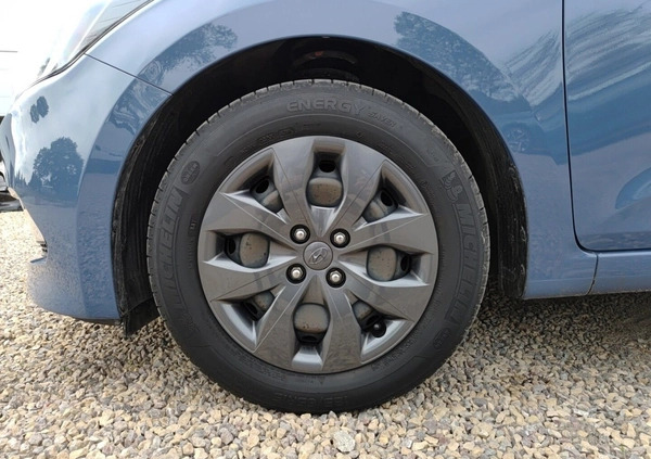 Hyundai i20 cena 43800 przebieg: 79467, rok produkcji 2017 z Lesko małe 379